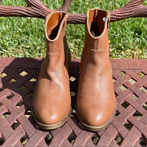 KENNETH Cole Reaction Hot Step Brown Leather Ankle Booties - Picture 4 of 11